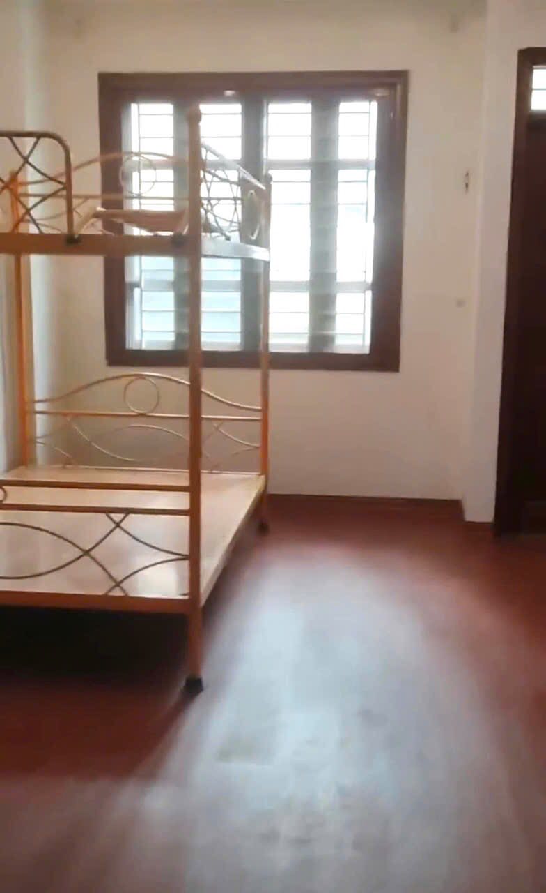 Cho thuê nhà ngõ Định Công, 30m2*5 tầng 3  phòng ngủ, 4 vs, 11 triệu - Ảnh 3